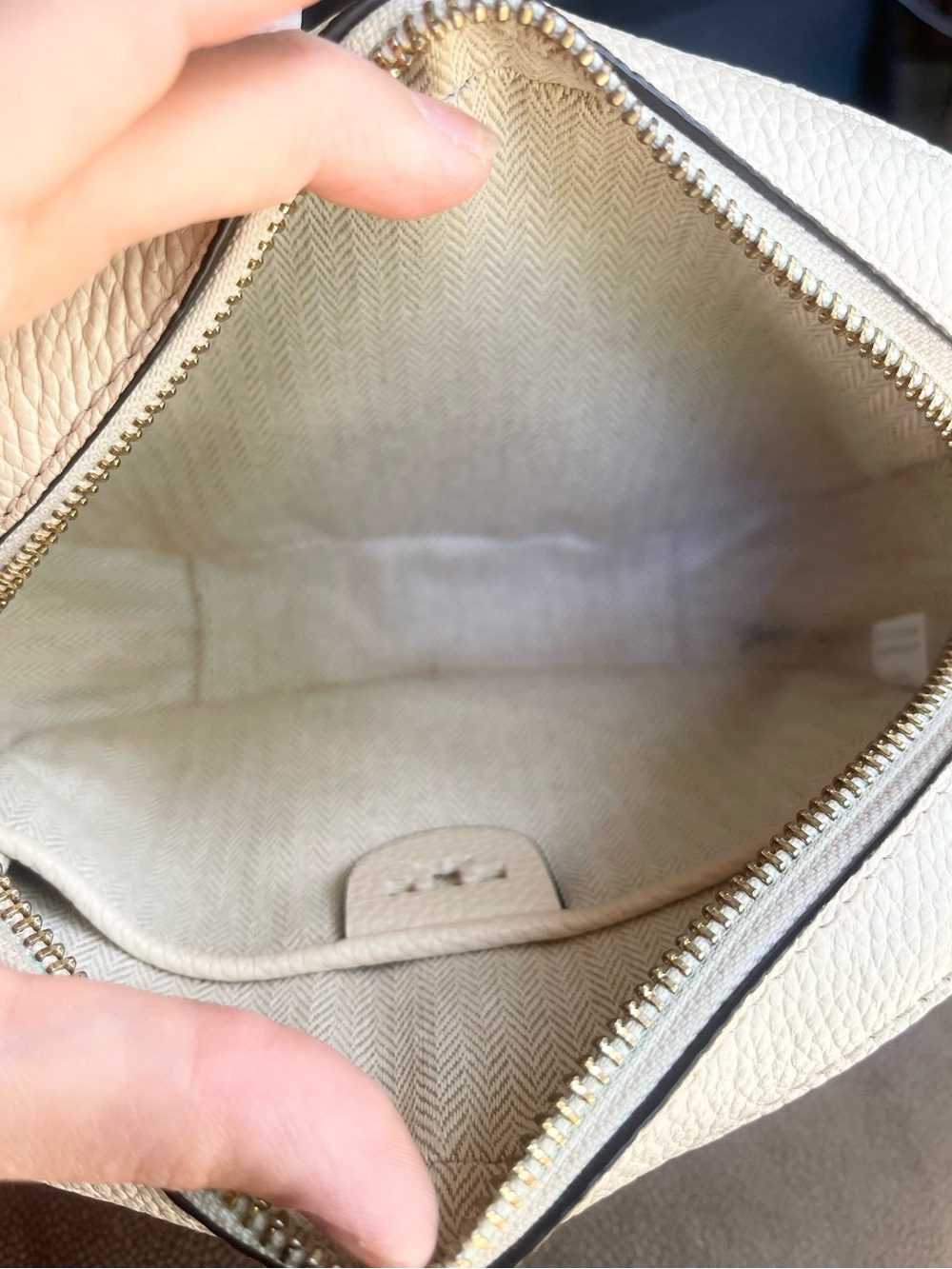 Tory Burch Cream Crossbody Bag - Picture 3 of 4